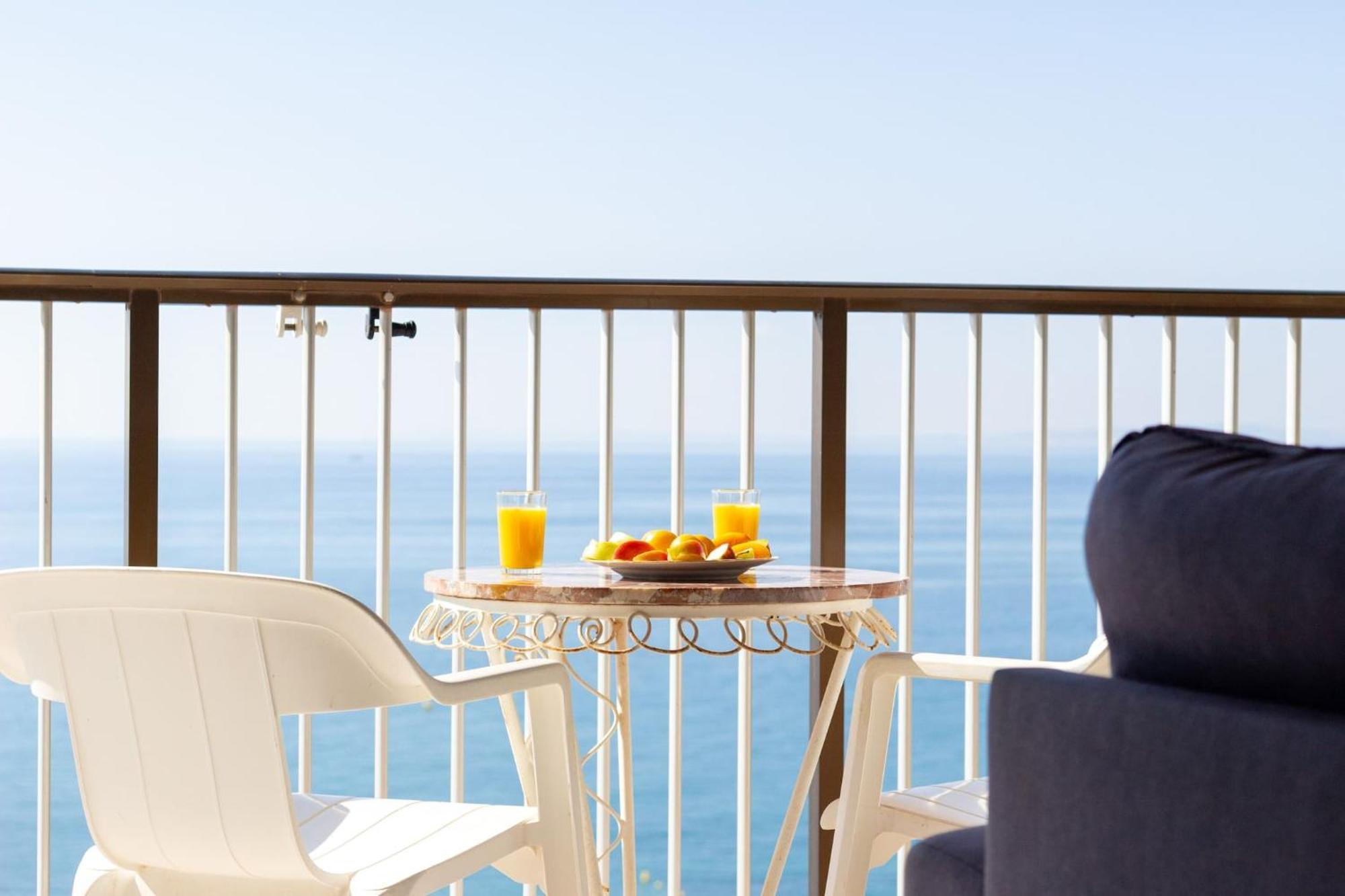 Pent Seaview - Atico Reformado Y Playa A 5 Metros. *