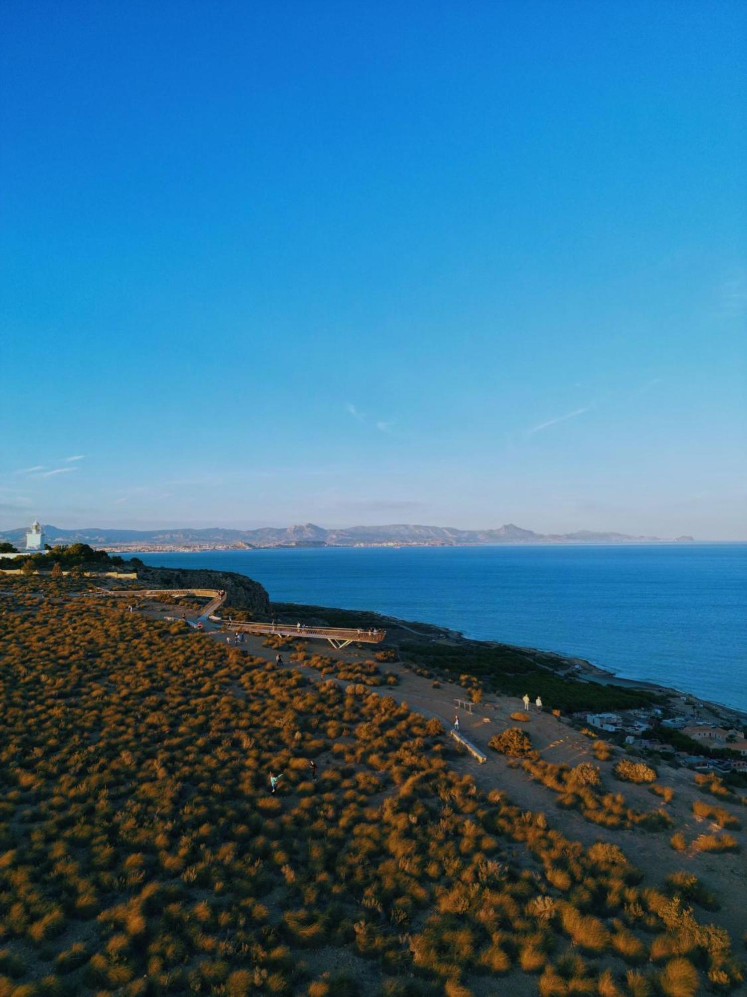 Pent Seaview - Atico Reformado Y Playa A 5 Metros. *