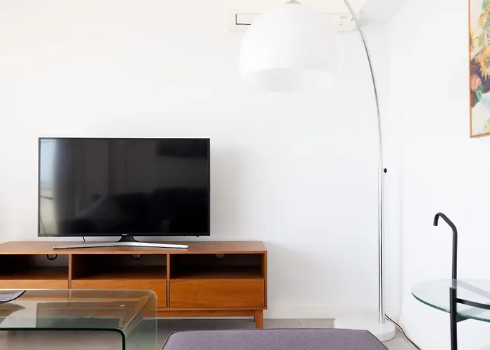 Pent Seaview - Atico Reformado Y Playa A 5 Metros.